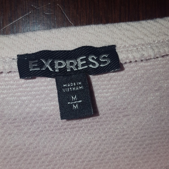 🌺 Express Top - Picture 2 of 4